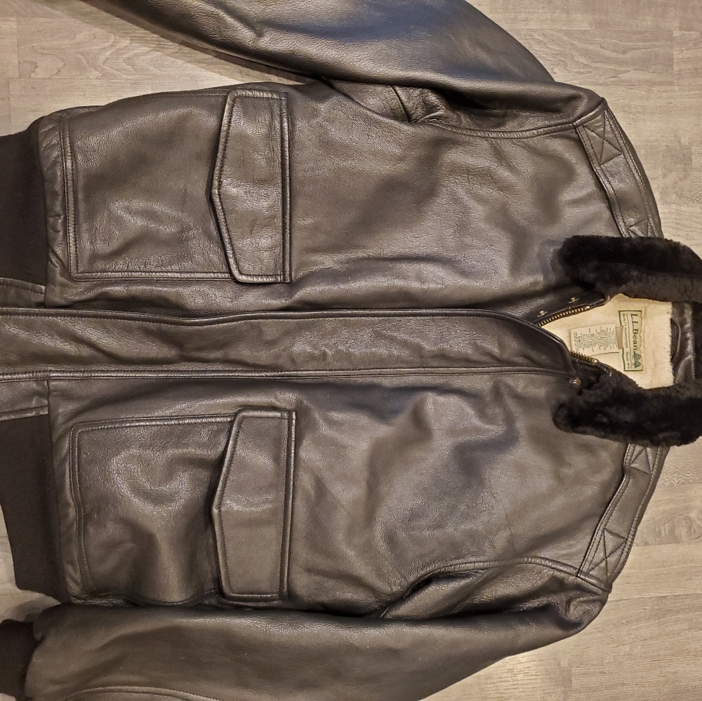 Mens leather bomber jacket
